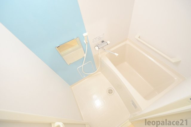 クレイノＳＡＫＵＲＡの浴室