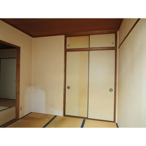 名城ハイツの内装