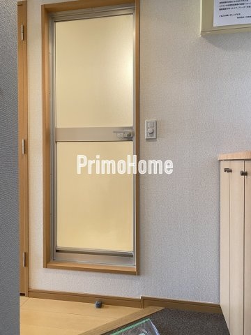 アクティア神田岩本町の玄関