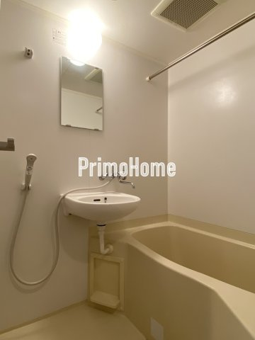 アクティア神田岩本町の浴室