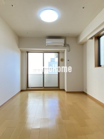 アクティア神田岩本町の居間・リビング