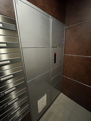 ブランズ調布サザンプレミアムのその他|宅配ボックス