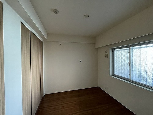 ブランズ調布サザンプレミアムのその他|洋室５．０畳（内装前）