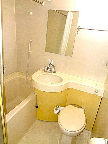 パークブリージェ井の頭の浴室|3点ユニットバス※２０２５年１０月撮影