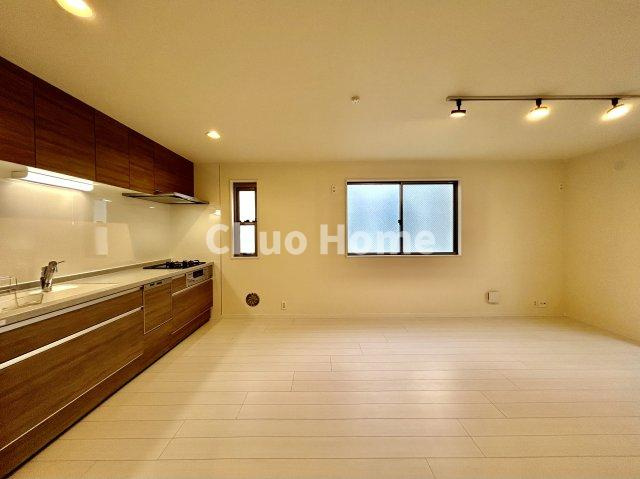 葛飾区東四つ木2丁目中古住宅のキッチン|ダイニングキッチン