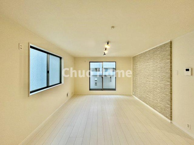 【居間・リビング】 | 葛飾区東四つ木2丁目中古住宅 | リビングダイニング