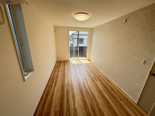 【寝室】 | 洋室①☆