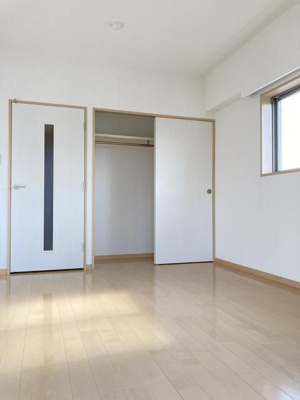 【居間・リビング】 | ラフィーヌ伊勢佐木町