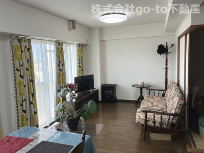 【居間・リビング】 | ライオンズマンション明石江井ヶ島 | お好きな家具が配置しやすいリビングダイニングです♪