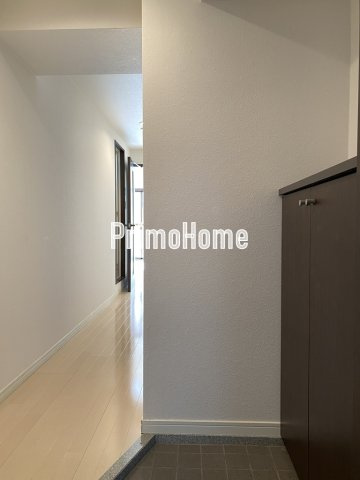 エスコート神田岩本町の玄関