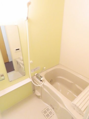 ファイン　ヴィラⅧの浴室