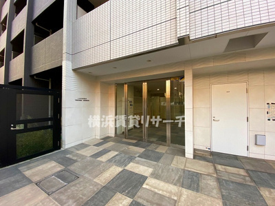 【エントランス】 | ルクシェール横濱生麦