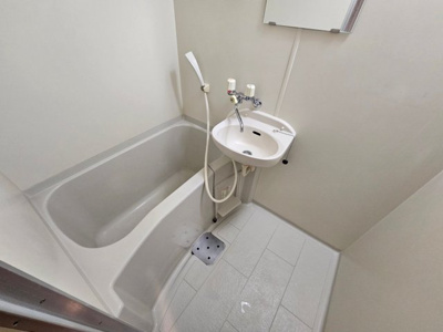 【浴室】 | メゾンラフィネ | お風呂で日々の疲れを落としましょう