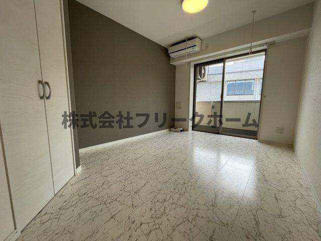 武蔵野市境５丁目の賃貸マンションの居間・リビング