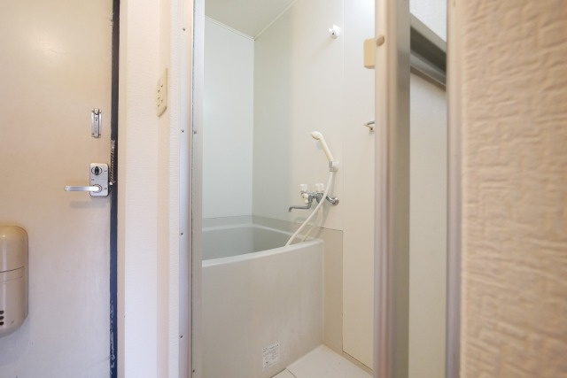 大阪市住吉区杉本２丁目の賃貸マンションの浴室