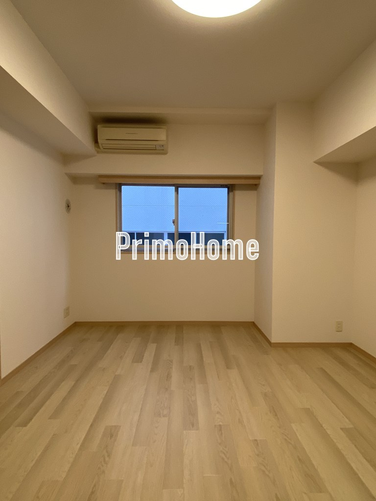 プレールドゥーク八丁堀の居間・リビング