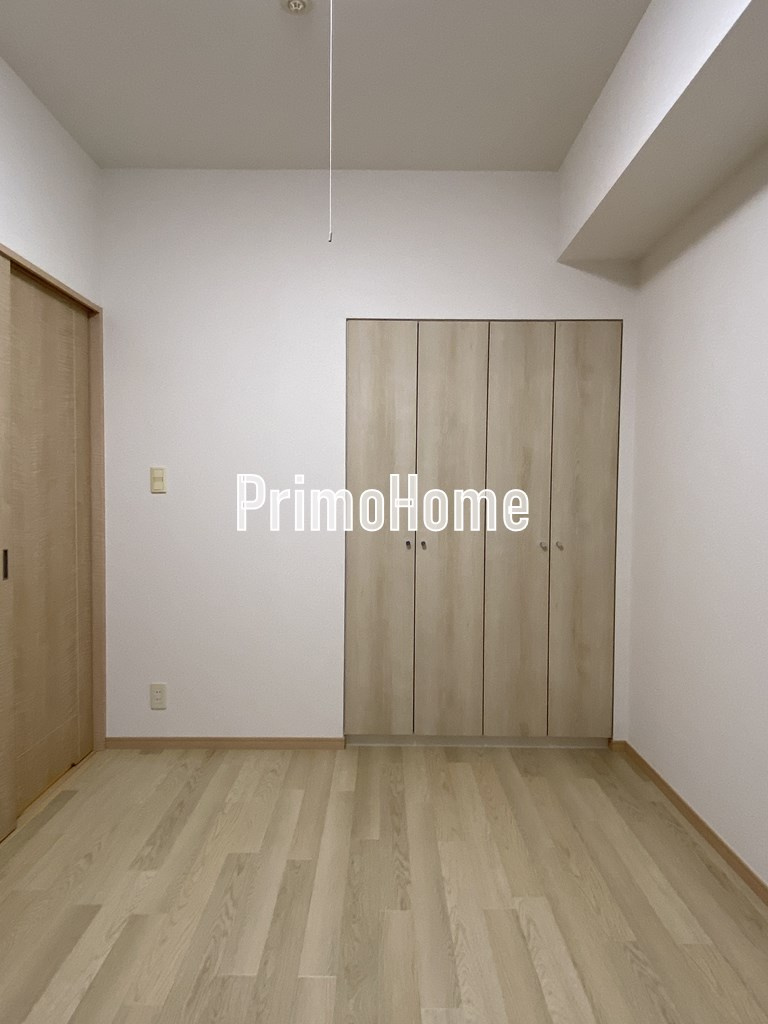 プレールドゥーク八丁堀の洋室