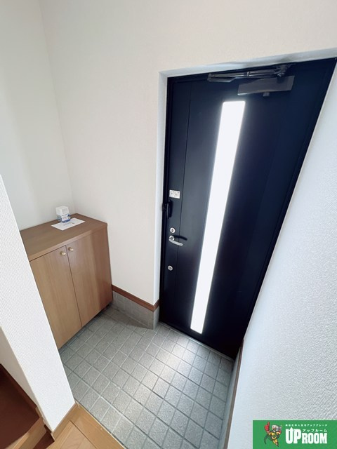 ハイツキューハイAの玄関