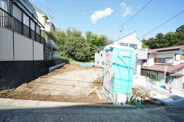 【落ち着いて暮らしたい】東野台｜高台立地×開放感×家事ラク動線、暮らし整う新築戸建て★仲介手数料無料★