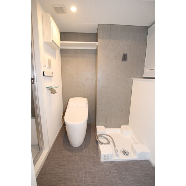 豊島区南大塚１丁目の賃貸マンションのトイレ