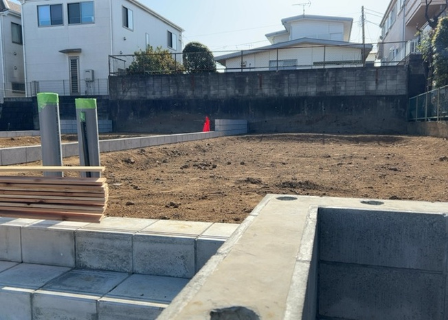 【防犯設備】 | 当然のことではありますが、オートロックやセンサーライト、ホームセキュリティーなどの防犯設備があれば、小さいお子様がいるご家庭も安心ですよね！まず物件購入の際は、防犯設備もチェックするようにしましょう。