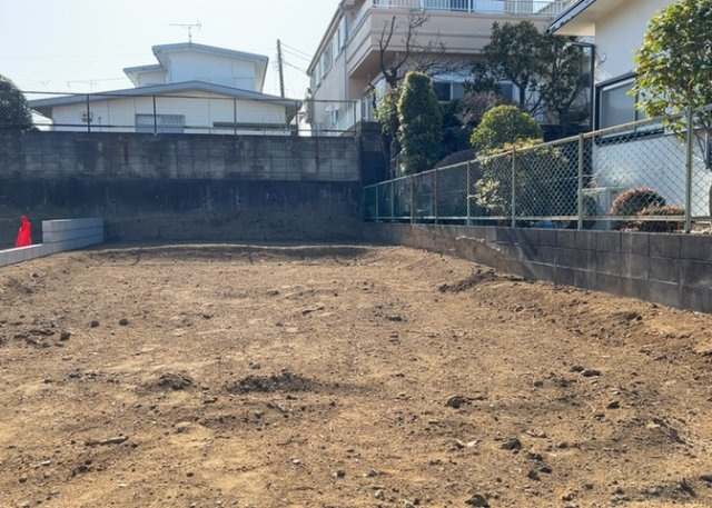 【外観】 | 物件の詳細については、現地を見てわかること以外に、役所や法務局などで調べないとわからないことがあります。そのため、現地に行く場合は、もしこの物件を買ったらどのような生活ができるかをイメージしましょう。