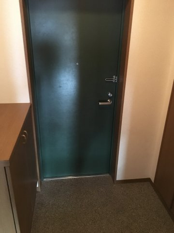 マグノリアY2Kの玄関