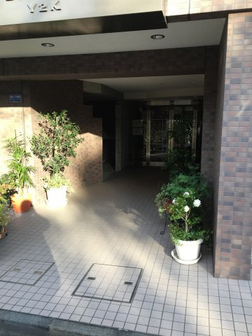 マグノリアY2Kのエントランス