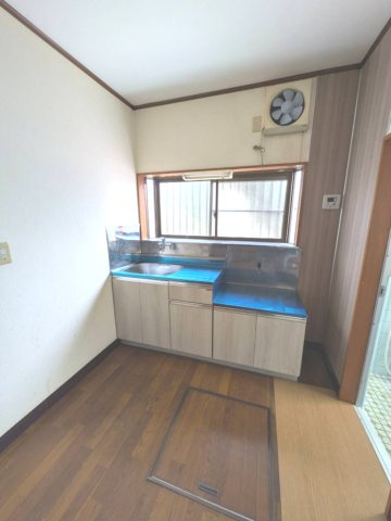 荒井荘　メゾネットAのキッチン