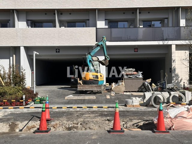 【駐車場】ロイヤルパークス有明