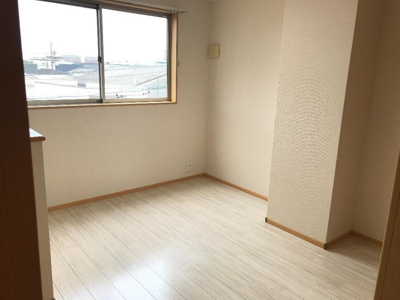 【内装】 | ストロベリー | ※写真は別号室