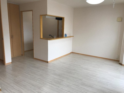 【居間・リビング】 | ストロベリー | ※写真は別号室