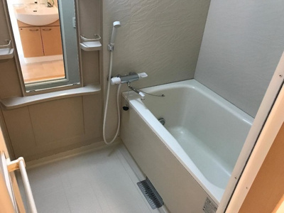 【浴室】 | ストロベリー | ※写真は別号室