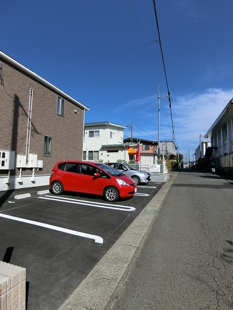 ソフィア・Ｋ２の駐車場