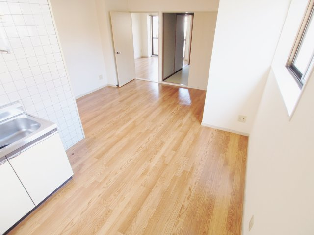 グランソレイユⅡの居間・リビング