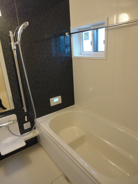 ガーデンコート A棟の浴室|バス