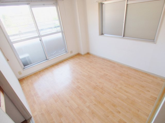 アルカディア・アキの内装