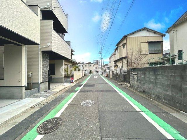 葛飾区東金町4丁目新築分譲住宅の前面道路含む現地写真|全面道路