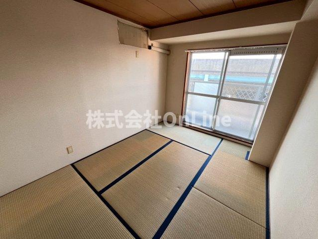 プレアール恩智の和室