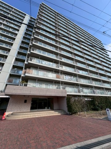 ルネ旭公園の外観|大阪メトロ谷町線「関目高殿」駅まで徒歩約12分。