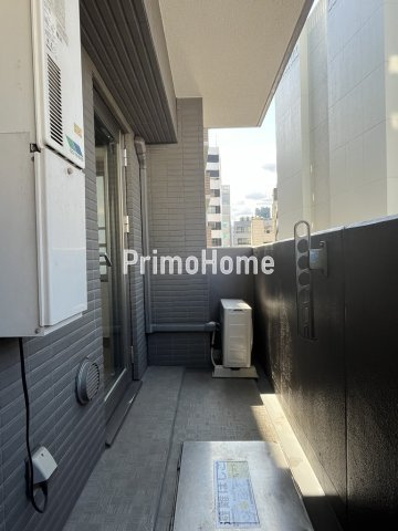 パレステュディオ東京八重洲通りのバルコニー