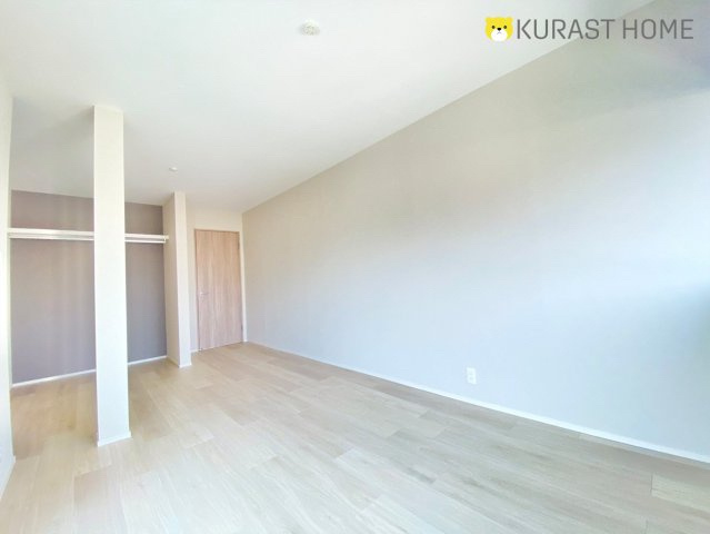 長岡京市西の京　中古戸建の洋室|洋室9帖