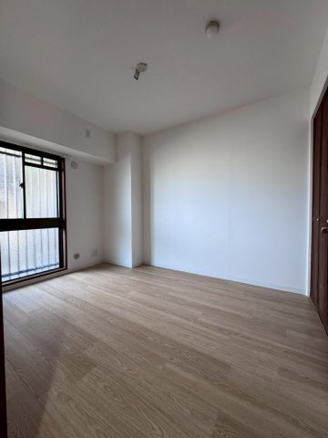 ライオンズマンション城東緑橋のその他|納戸はお部屋としてはもちろん、物置スペースとしてもご利用いただけます。