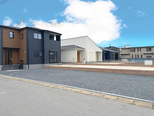第1常総市坂手町　新築戸建て　1号棟の駐車場|5台駐車できるカースペース！