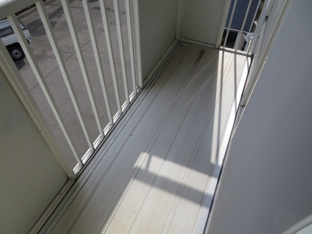 姫路市香寺町香呂のハイツのバルコニー