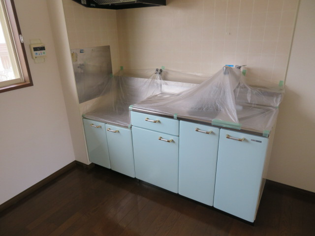 姫路市香寺町香呂のハイツのキッチン