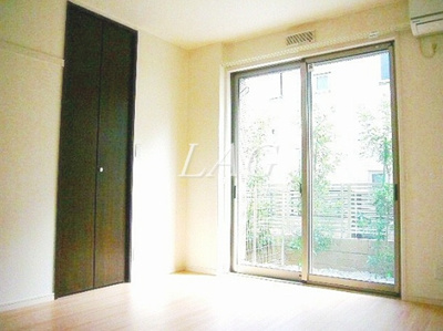 【居間・リビング】 | ガヴォット | 洋室のお部屋です。