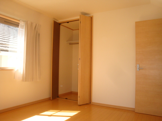 平井2丁目期限付き貸家の洋室