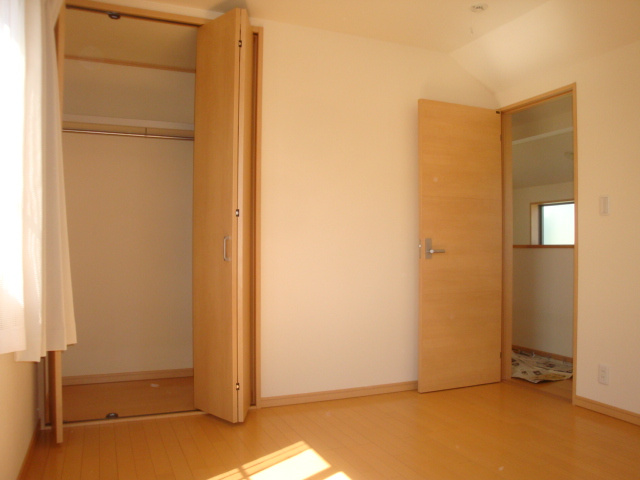 平井2丁目期限付き貸家の洋室