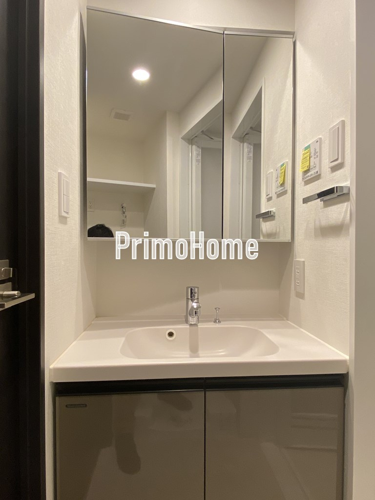 ルネサンスコート秋葉原の洗面所